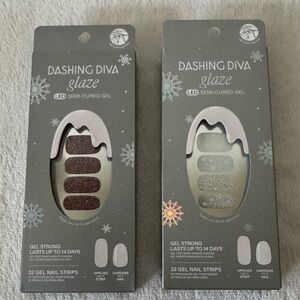 NIB Bundle of 2 Dashing Diva Glaze Nail Strips (Winter NY & Winter Wonderland)